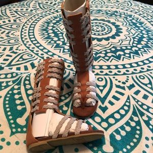 NEW Bridgette in Clove Joyfolie gladiators